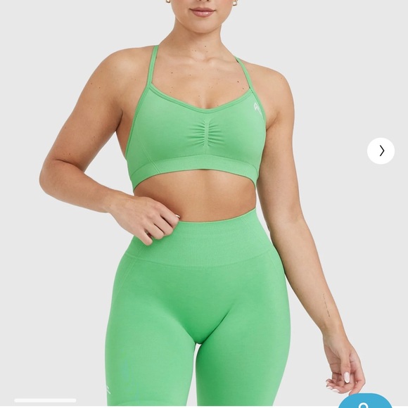 Oner active effortless bra in Jade - Picture 2 of 3